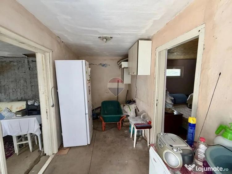 Casă cu 3 camere cu Teren 563 Mp în Câmpineanca