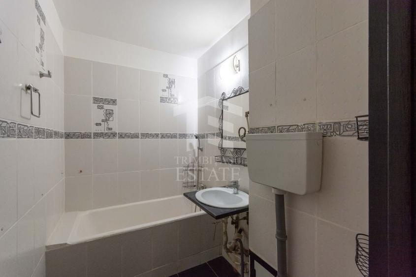 Apartament cu 3 camere semidecomandat în Mihai Bravu