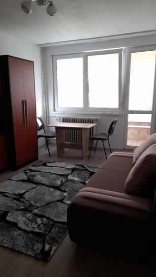 Apartament cu 2 camere decomandat în Alexandru Obregia