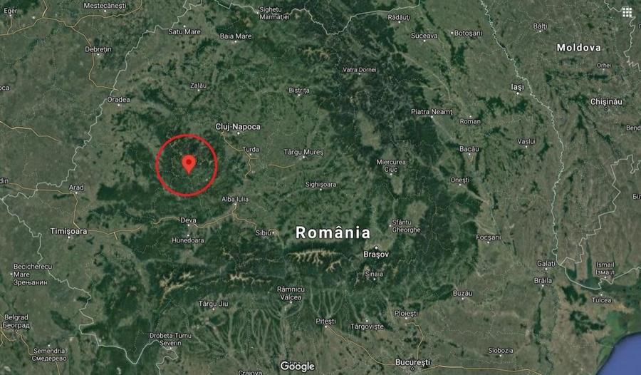 Casă cu 5 camere cu Teren 1000 Mp în Goiești