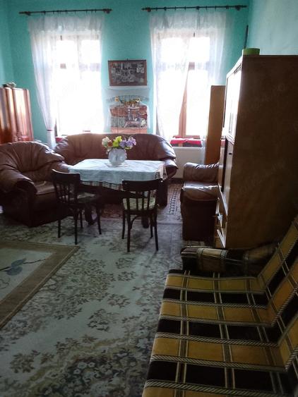 Casă cu Teren 80 Mp în Central