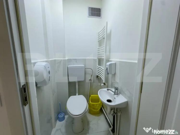 Spațiu comercial, de 50 mp, în Central