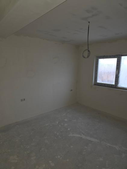 Duplex cu 3 camere cu Teren 360 Mp în Săcălaz