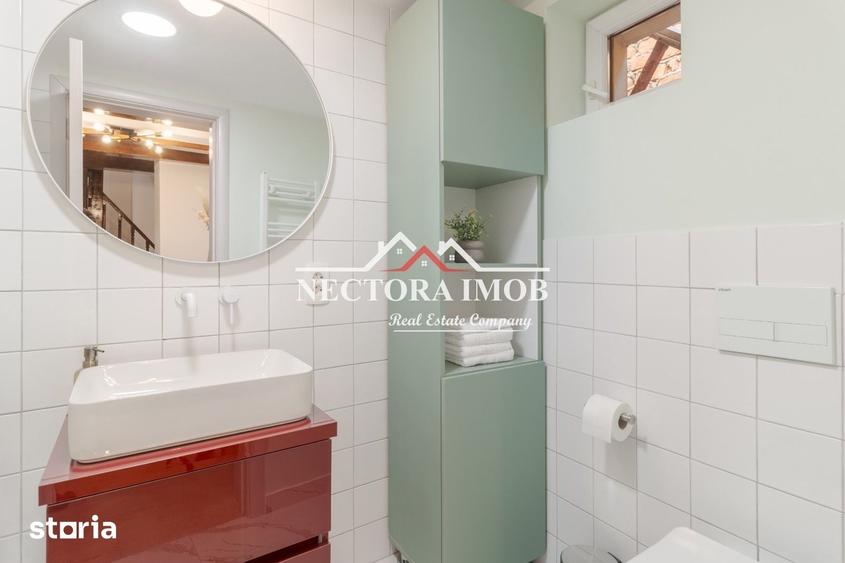 Casă cu 3 camere cu Teren 100 Mp în Central
