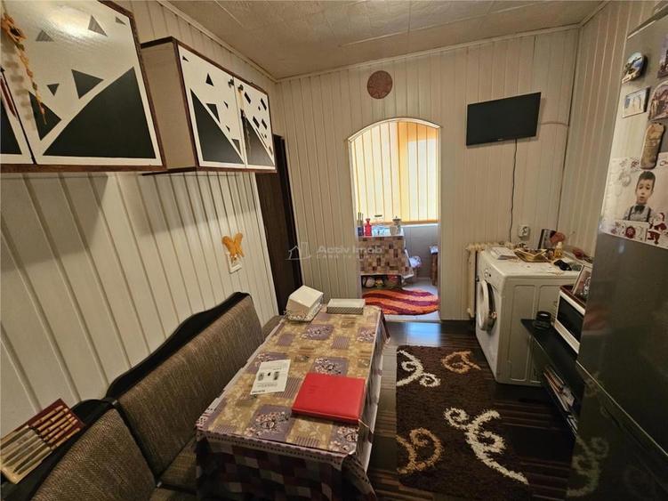 Apartament cu 2 camere decomandat, mobilat în Micro III