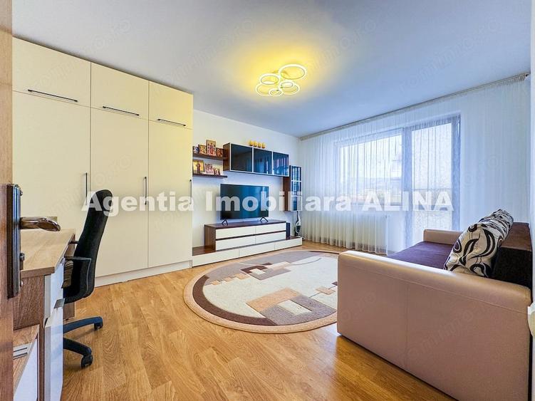 Apartament cu 3 camere decomandat în Dorobanți