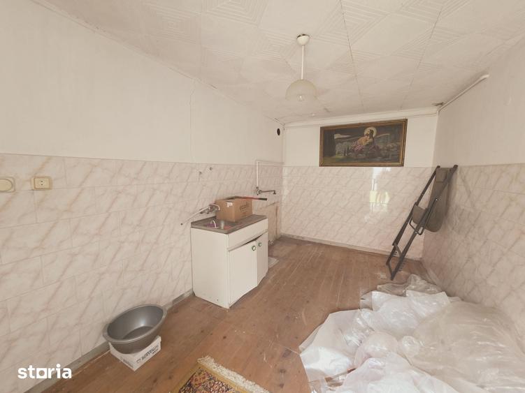 Casă cu 4 camere cu Teren 2500 Mp în Bod