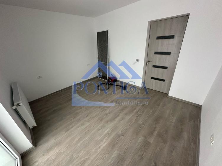 Casă individuală cu 3 camere cu Canalizare în Agigea