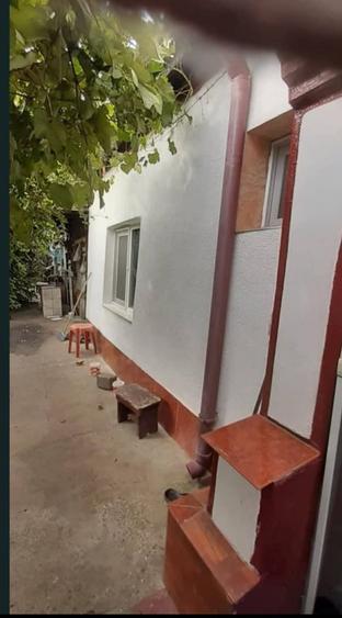Casă cu 2 camere în Central