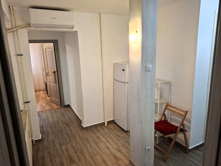 Apartament cu 2 camere decomandat în Drumul Taberei