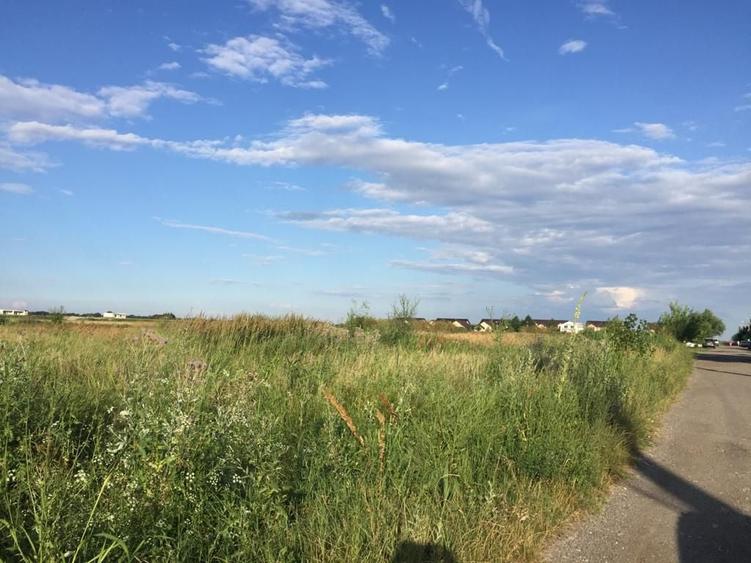 Teren Construcții intravilan de 800 mp, în Țegheș