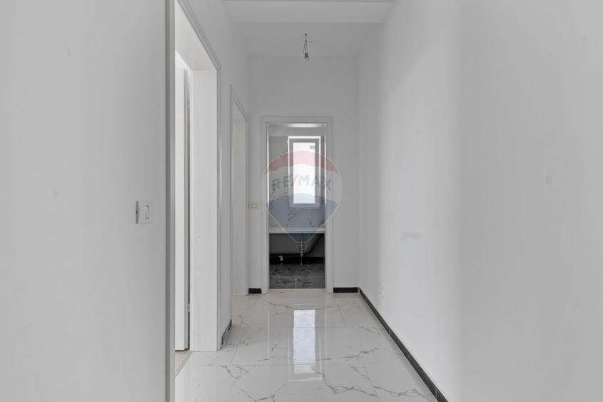 Apartament cu 3 camere de vânzare și parcare, bloc nou, zona Giroc - 3