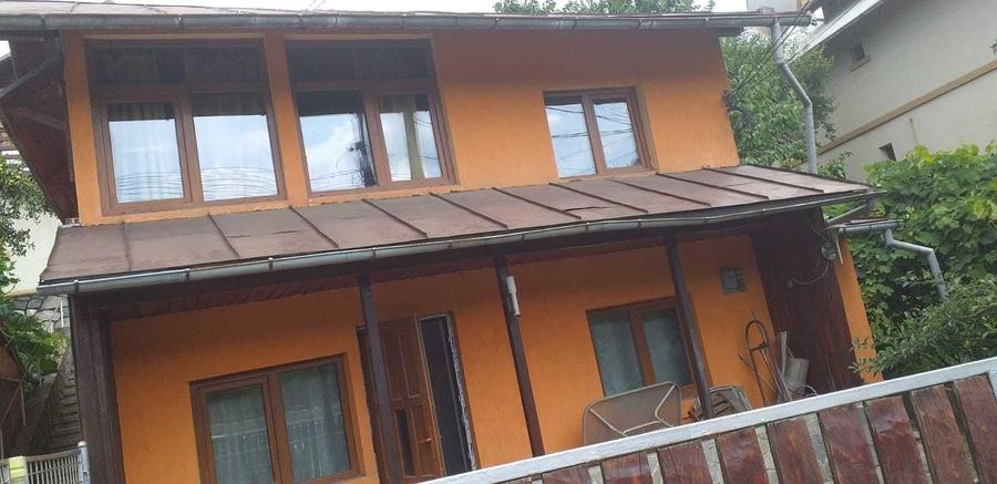 Casă cu 3 camere în Central