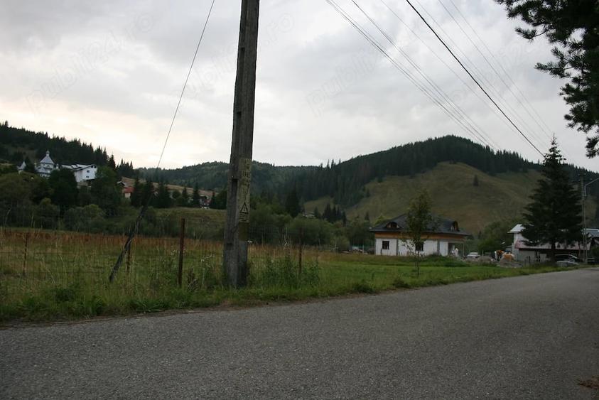 Teren de 13841 mp, în Valea Putnei