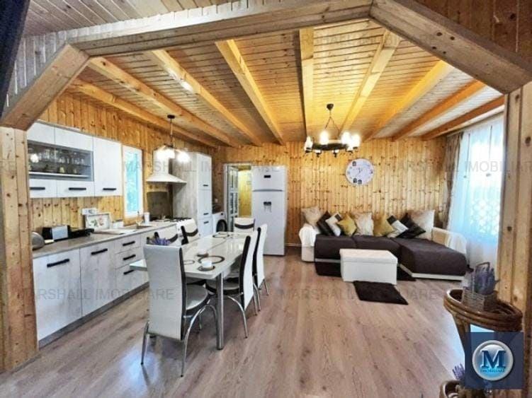 Casă cu 3 camere în Lipănești