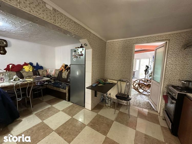 Casă cu 6 camere cu Teren 350 Mp în Ighiu