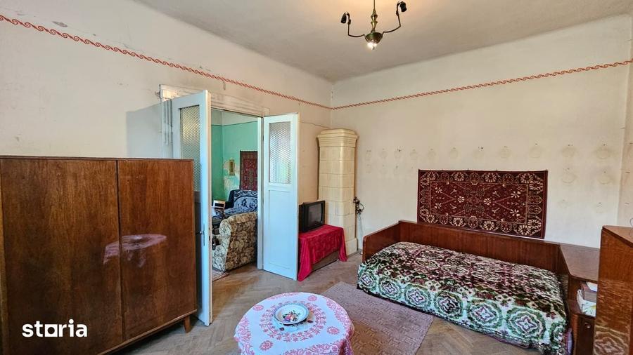 Casă cu 2 camere cu Teren 173 Mp în Mărăști