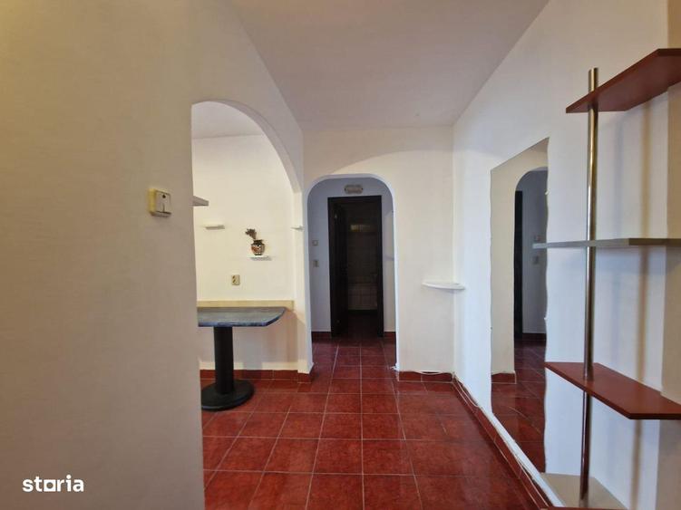 Apartament cu 2 camere semidecomandat, mobilat în Grigorescu