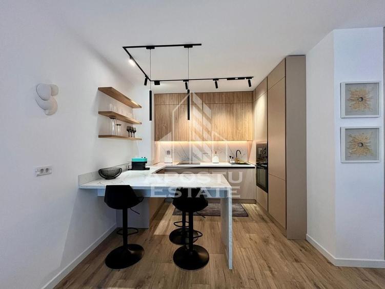 Apartament cu 2 camere semidecomandat, mobilat în Torontalului