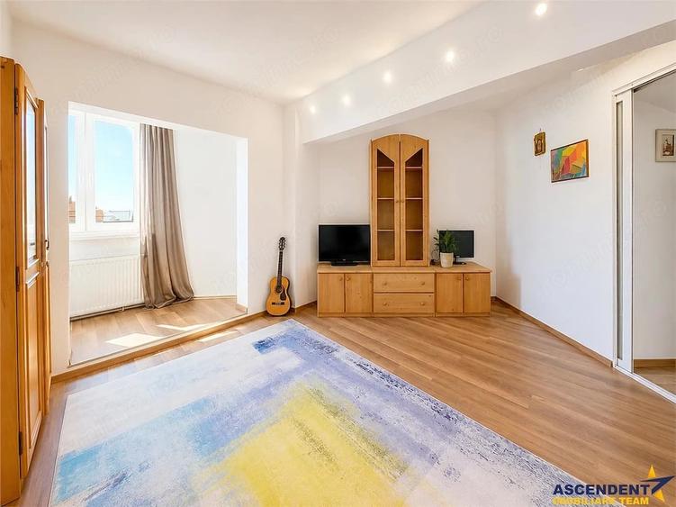 Apartament cu 2 camere decomandat în Astra