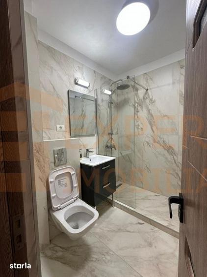 Apartament cu 2 camere semidecomandat, mobilat în City Park Mall