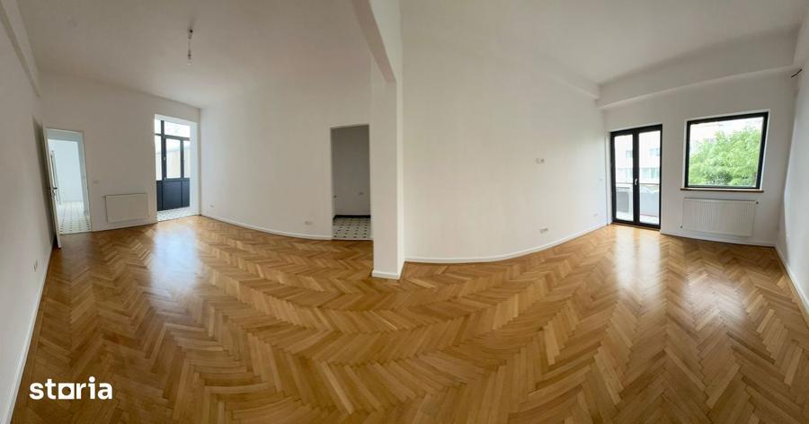 Apartament cu 3 camere în Romană