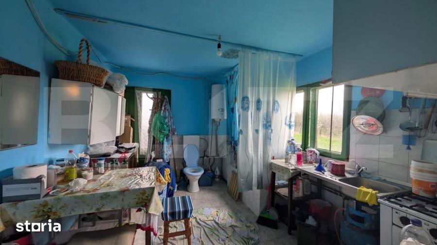 Casă cu 4 camere cu Teren 1100 Mp în Tătărani