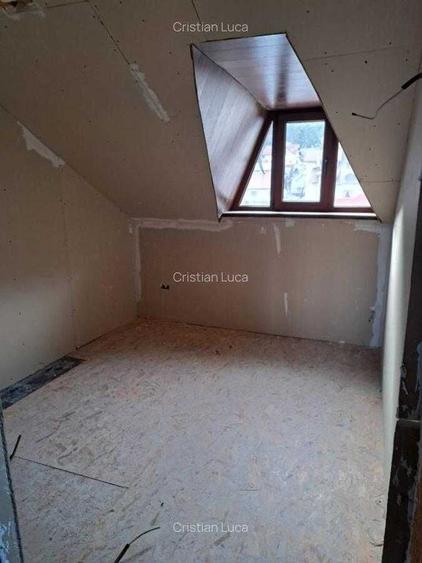 Apartament cu 3 camere decomandat în Bușteni