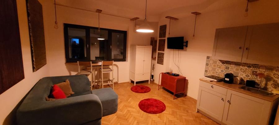 Garsonieră nedecomandată în Universitate