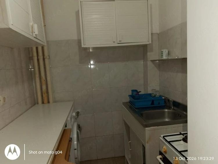 Garsonieră decomandată în Gara de Nord