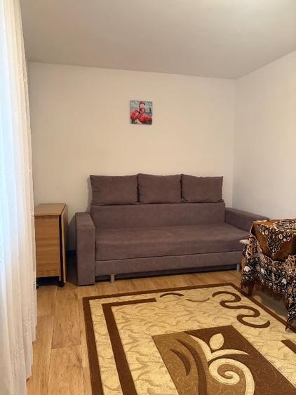 Apartament cu 2 camere decomandat în Mircea cel Bătrân