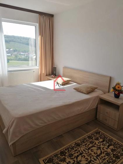 Apartament cu 2 camere decomandat în Filiași