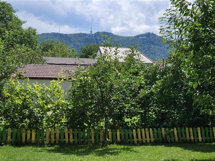 Apartament central cu acces la gradina si 2 locuri parcare - 1