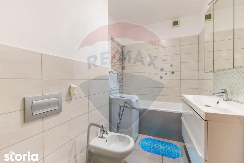 Apartament cu 2 camere semidecomandat, mobilat în Central
