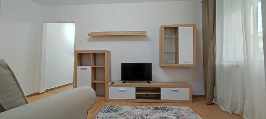 Apartament cu 2 camere semidecomandat în Spitalul Județean — fotografia 3
