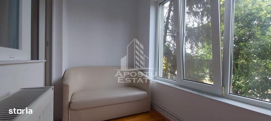Apartament cu 3 camere decomandat în Micălaca