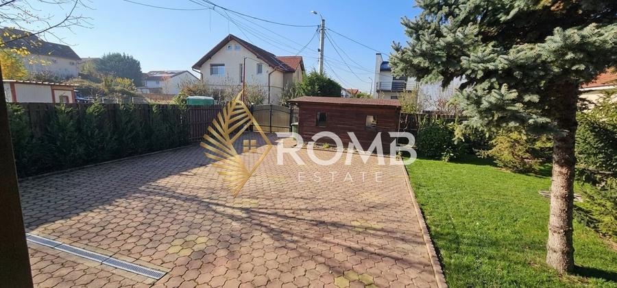 Casă individuală cu 9 camere cu Canalizare în Europa