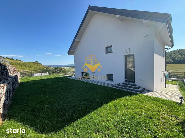 Casă cu 4 camere cu Teren 500 Mp în Baciu