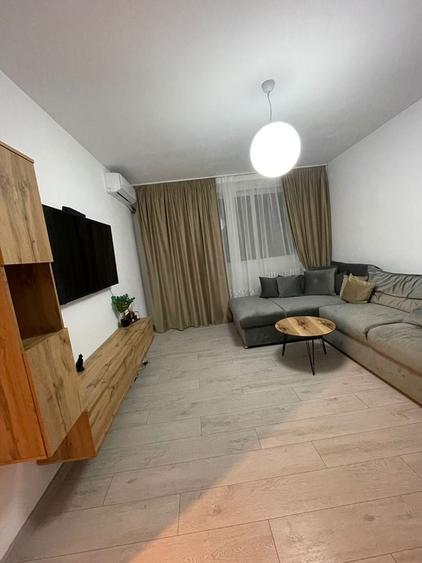 Apartament cu 2 camere în Eroii Revoluției
