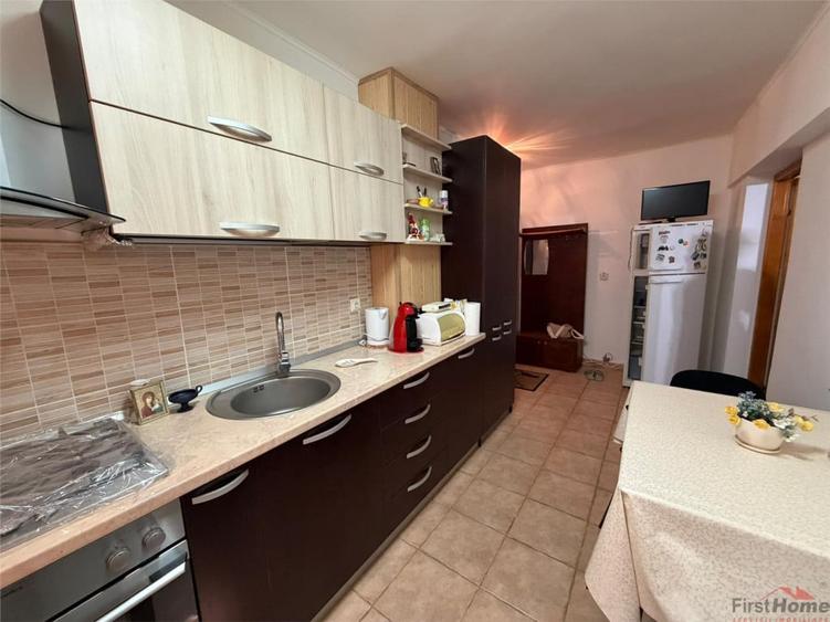 Apartament cu 2 camere semidecomandat în Gară