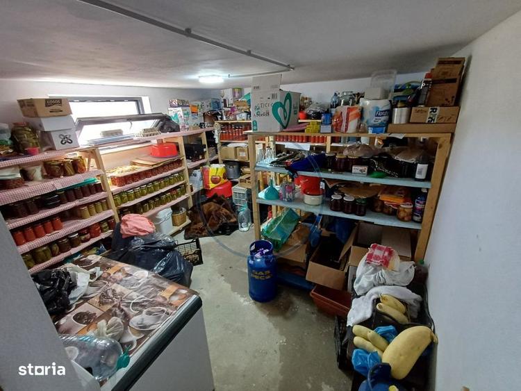 Casă cu 3 camere cu Teren 940 Mp în Unirea