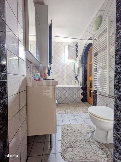 Casă cu 4 camere cu Teren 297 Mp în Central