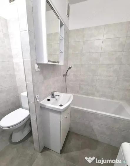 Apartament cu 2 camere semidecomandat în Gara de Nord