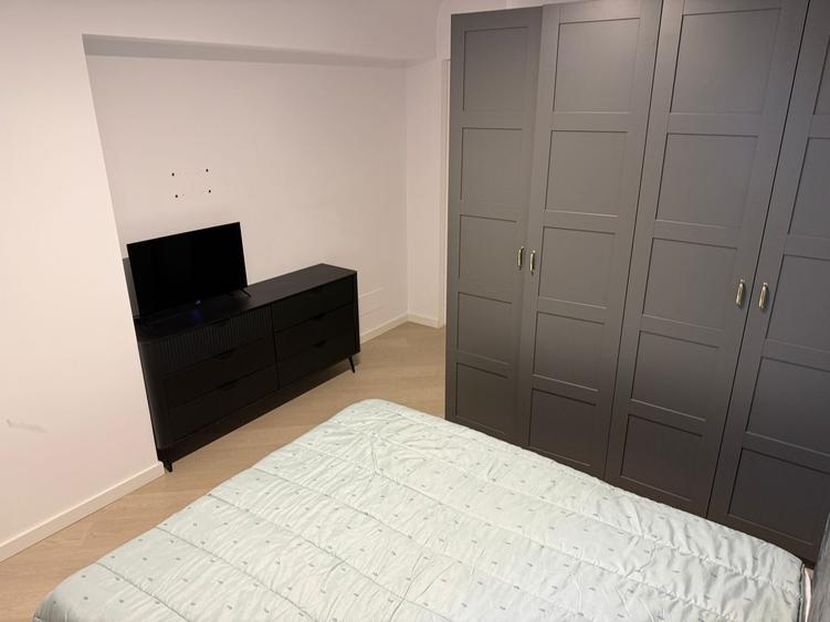Apartament cu 2 camere semidecomandat în Pipera