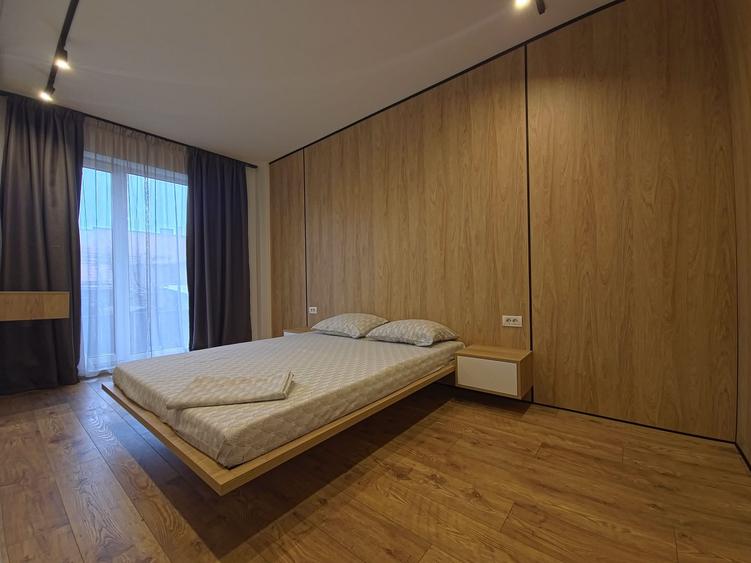 Apartament cu 2 camere decomandat, mobilat în Dacia