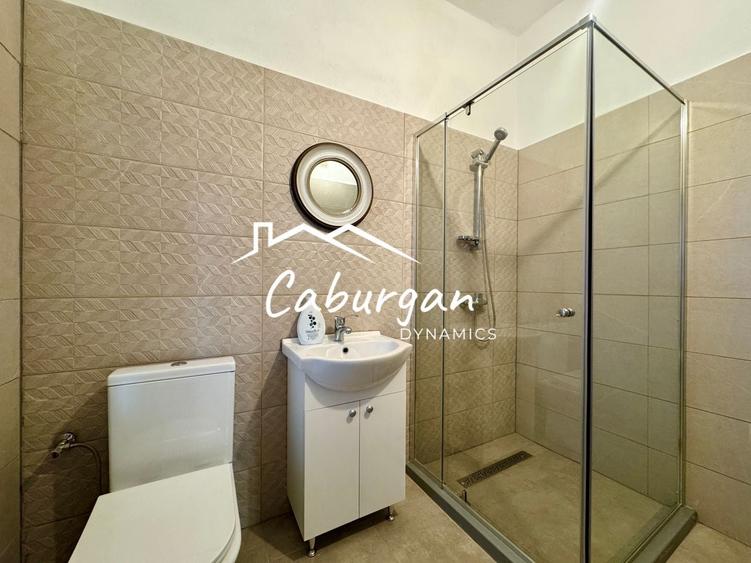 Apartament cu 50 camere în Ultracentral