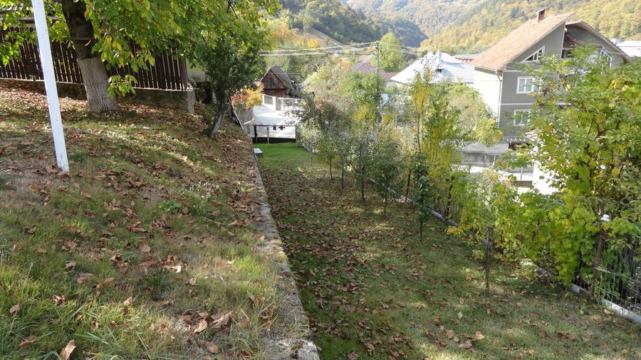 Casă individuală cu 4 camere cu Teren 1168 Mp în Baia de Arieș