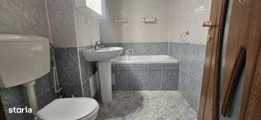 Apartament cu 3 camere decomandat în Tudor