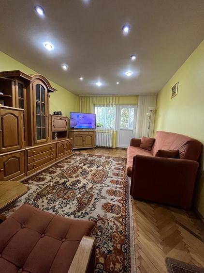 Apartament 3 camere decomandat | 65,5 mp utili + 2 balcoane | Etaj 1 | Dr. Hacman- Calea lui Traian - 4