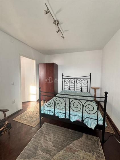 Apartament cu 2 camere semidecomandat în Ultracentral